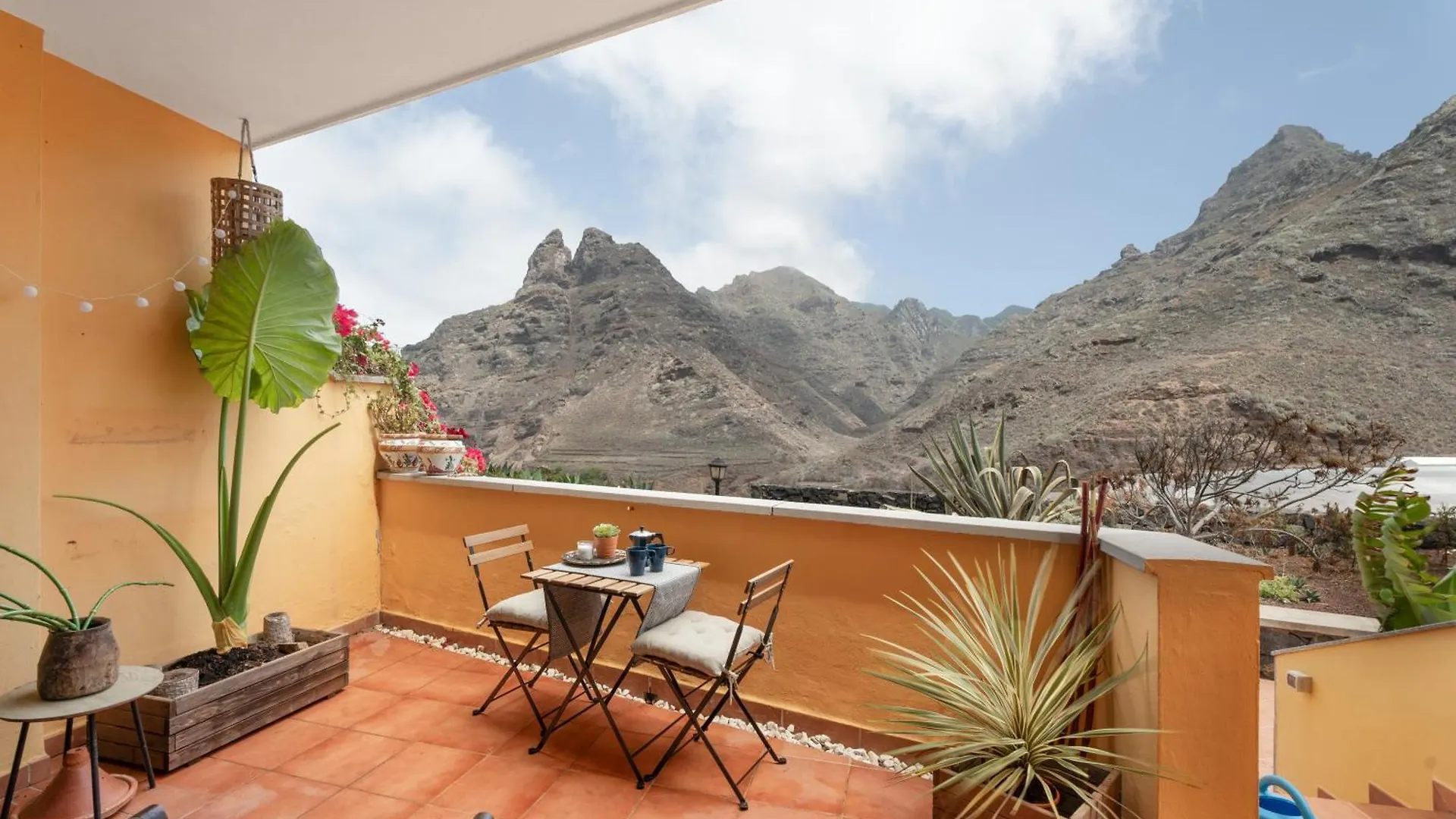 La Casa De Los Viajeros Punta Del Hidalgo Holiday home